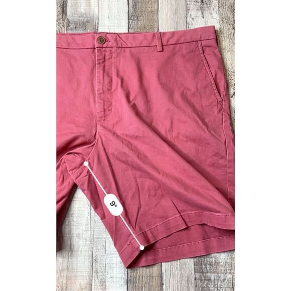 Izod Saltwater Stretch Relaxed Classic Fit Red Flat Front Shorts 42 Inseam 9.5" - Picture 9 of 12